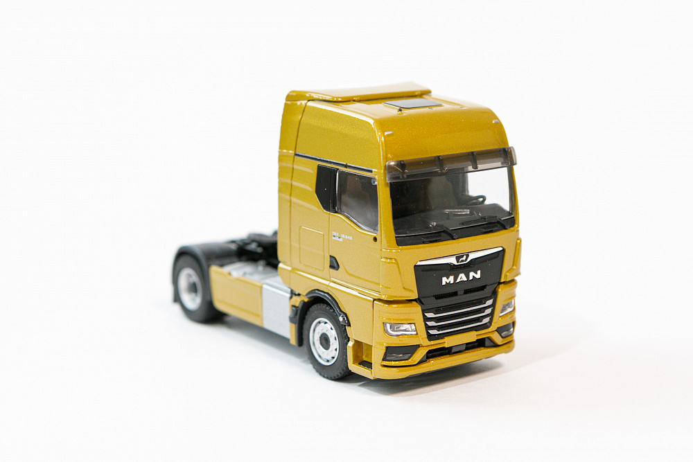 Масштабная модель грузового автомобиля MAN TGX XXL - 15*7,5*3,5 см